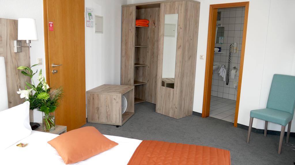 Komfort Hotel لودفيغسبرغ المظهر الخارجي الصورة