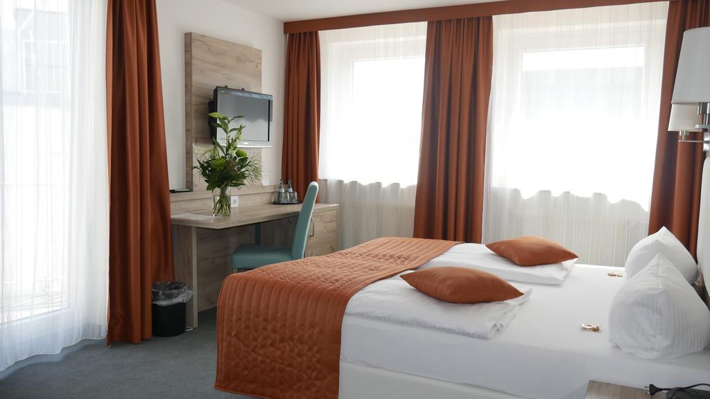 Komfort Hotel لودفيغسبرغ المظهر الخارجي الصورة
