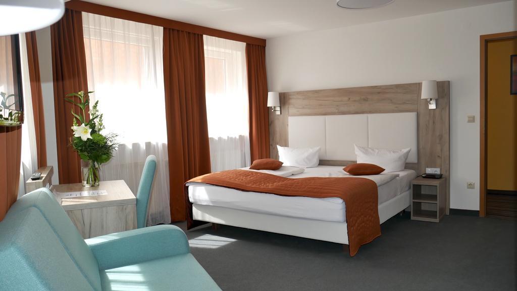 Komfort Hotel لودفيغسبرغ المظهر الخارجي الصورة