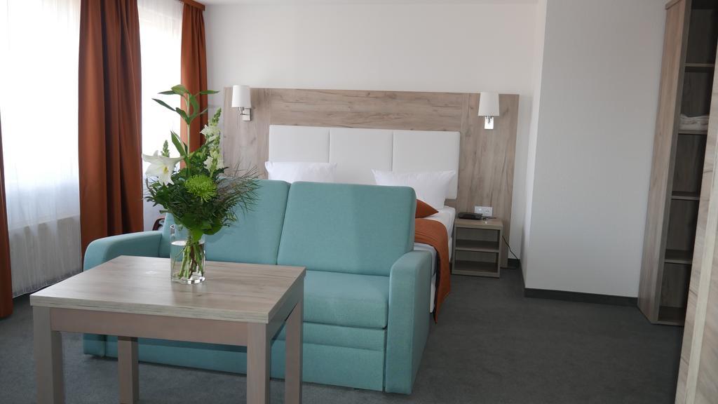 Komfort Hotel لودفيغسبرغ المظهر الخارجي الصورة