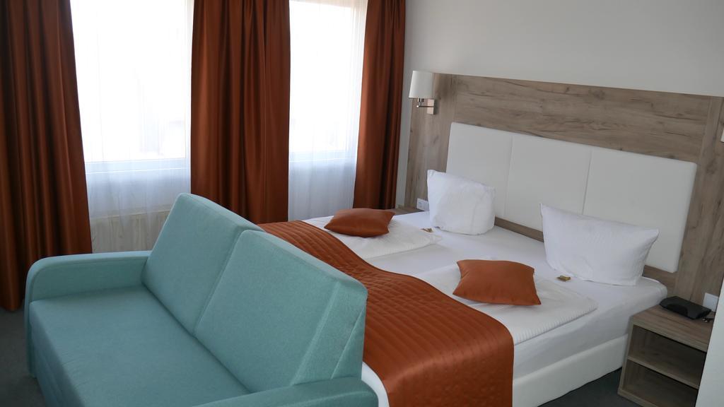 Komfort Hotel لودفيغسبرغ المظهر الخارجي الصورة
